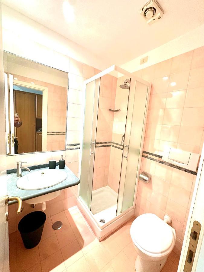 Trevi Romantic Alcova 外观 照片
